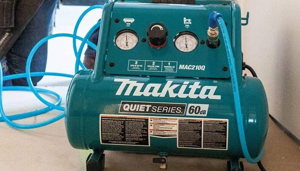 makita mac210Q at work site